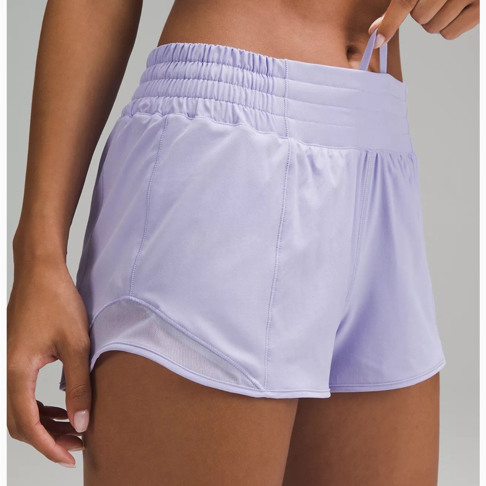 Lululemon Hotty Hot HR Short 2.5” * Lilac Smoke